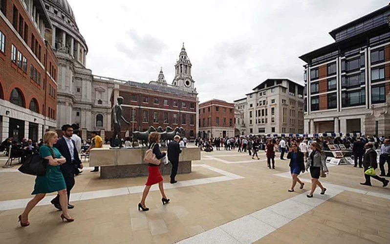 Broadgate Estates award Paternoster Square cleaning to JPC